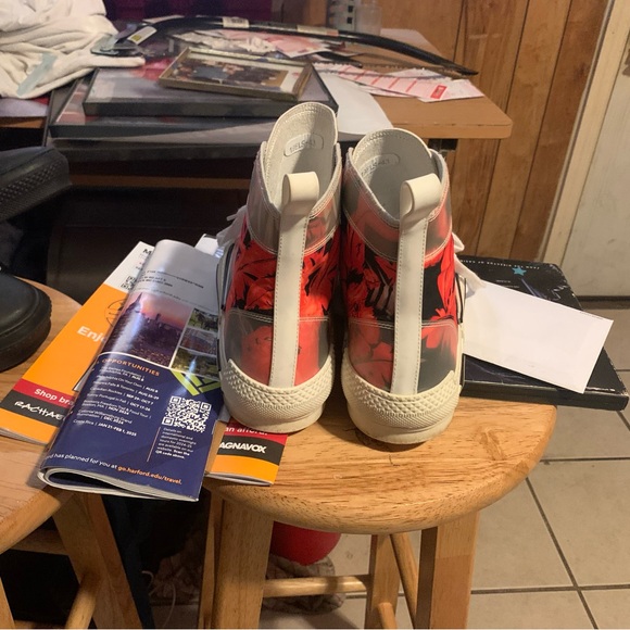 2 pair of Dior shoes that are still in good shape and cheap! - Picture 8 of 8